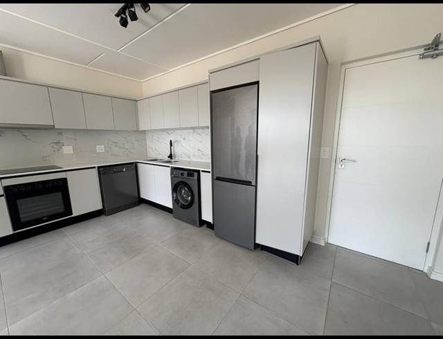 2 BEDROOM PROPERTY TO RENT IN SANDOWN